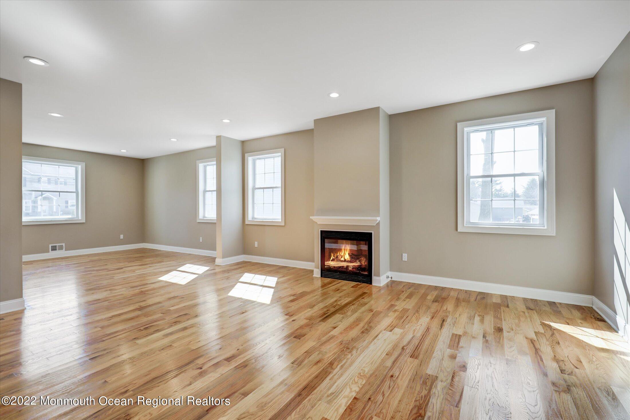 599 Line Road Aberdeen, NJ 07747 - Photo 13 of 45 12-Family Room