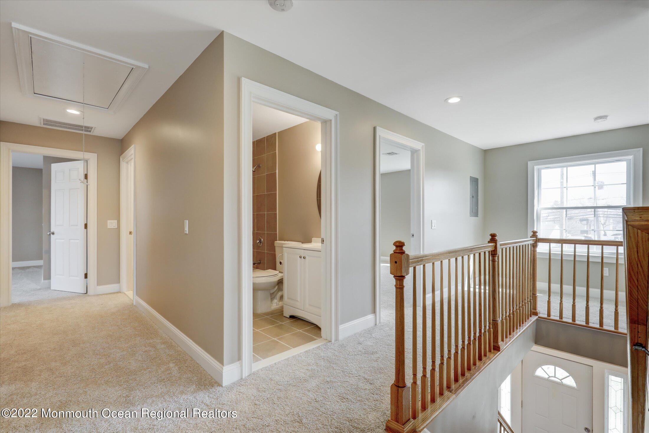 599 Line Road Aberdeen, NJ 07747 - Photo 27 of 45 24-Upper Hallway