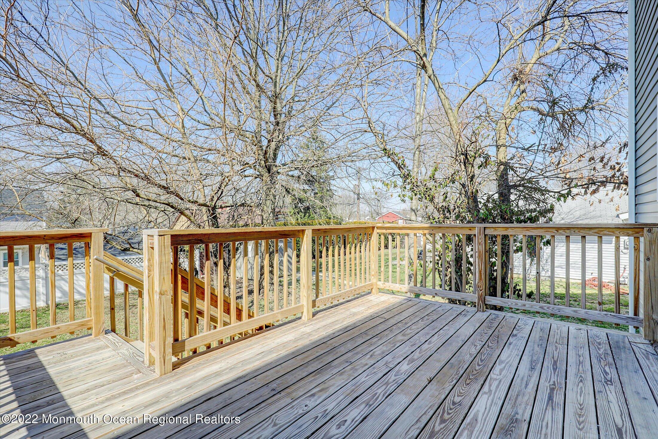 599 Line Road Aberdeen, NJ 07747 - Photo 40 of 45 35-Deck