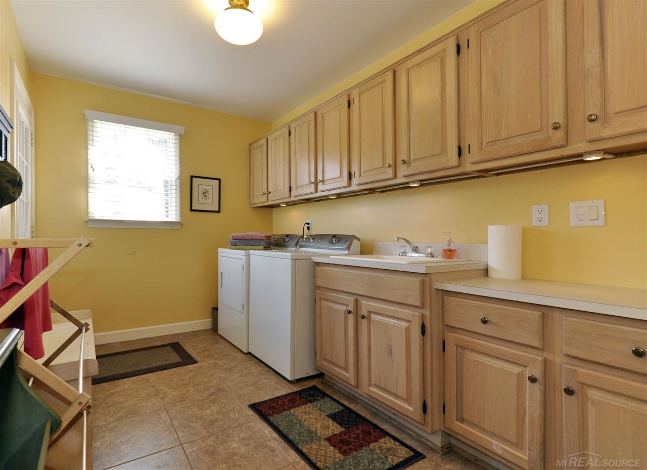 483 Shoreham Road Grosse Pointe Woods, MI 48236 - Photo 28 of 44