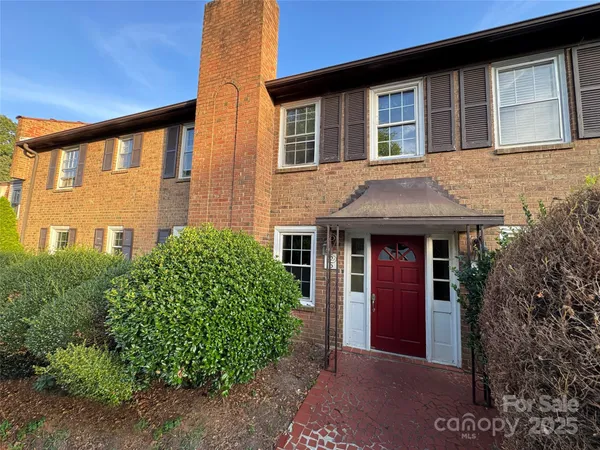 $114,900 | 921 Nottingham Drive, Unit 6, Gastonia, NC 28054