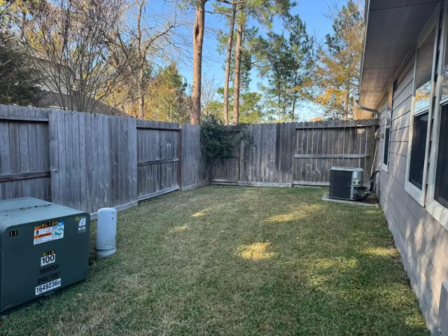 $265,000 | 43 Abercrombie Place, Conroe, TX 77384