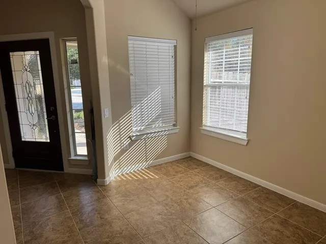 $265,000 | 43 Abercrombie Place, Conroe, TX 77384