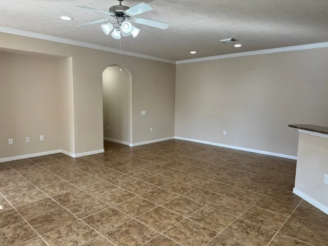 $265,000 | 43 Abercrombie Place, Conroe, TX 77384