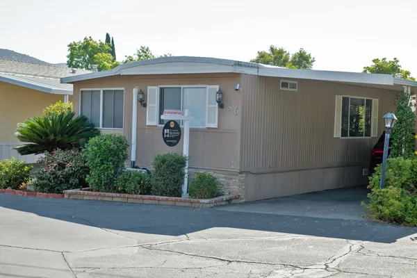 $145,000 | 1550 Rory Lane, Unit 86, Simi Valley, CA 93063