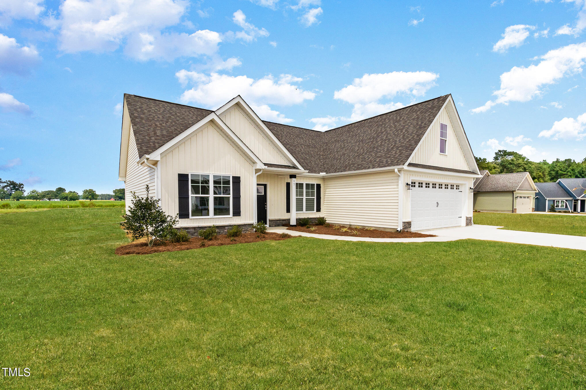 17 Tanseyleaf Drive Smithfield, NC 27577 - Photo 4 of 36 003_img_1011-edit