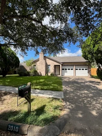 $2,150 | 2010 Windy Meadow Drive, Sugar Land, TX 77478