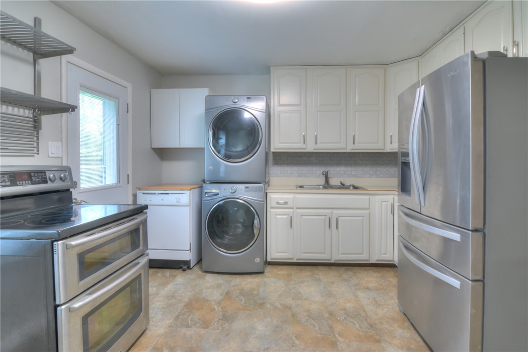 28 Ridgecrest Drive Decatur, IL 62521 - Photo 5 of 18