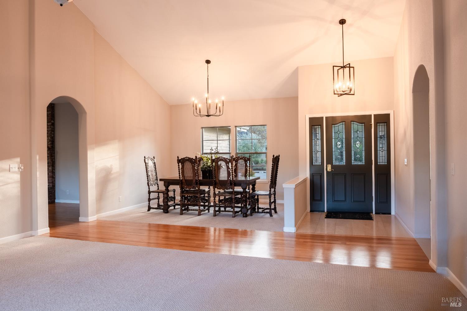 6261 Meadowstone Drive Santa Rosa, CA 95409 - Photo 20 of 21 a dining room with furniture and window