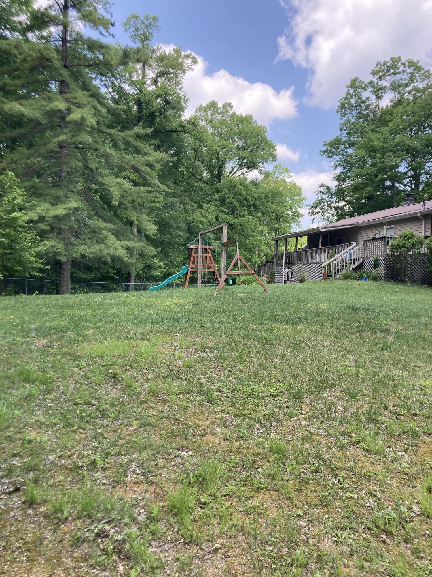 9404 Robin Road Coeburn, VA 24230 - Photo 11 of 26 IMG_0451
