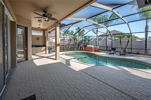$650,000 | 10126 Londonshire Lane, Tampa, FL 33647