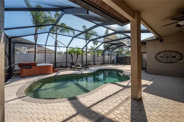 $650,000 | 10126 Londonshire Lane, Tampa, FL 33647