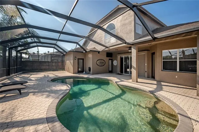 $650,000 | 10126 Londonshire Lane, Tampa, FL 33647