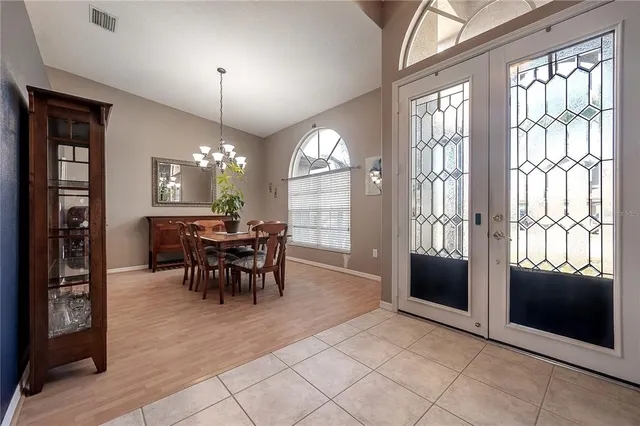 $650,000 | 10126 Londonshire Lane, Tampa, FL 33647