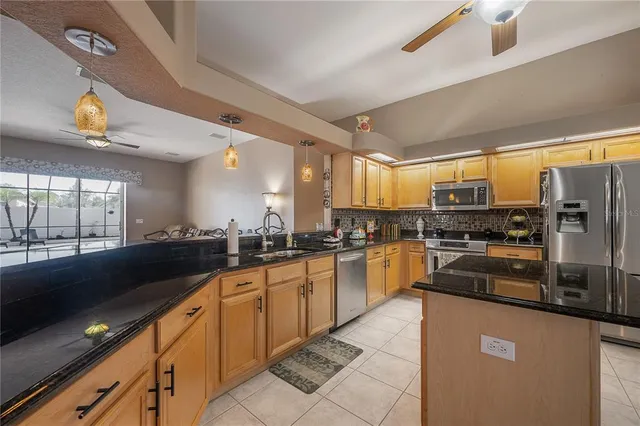 $650,000 | 10126 Londonshire Lane, Tampa, FL 33647