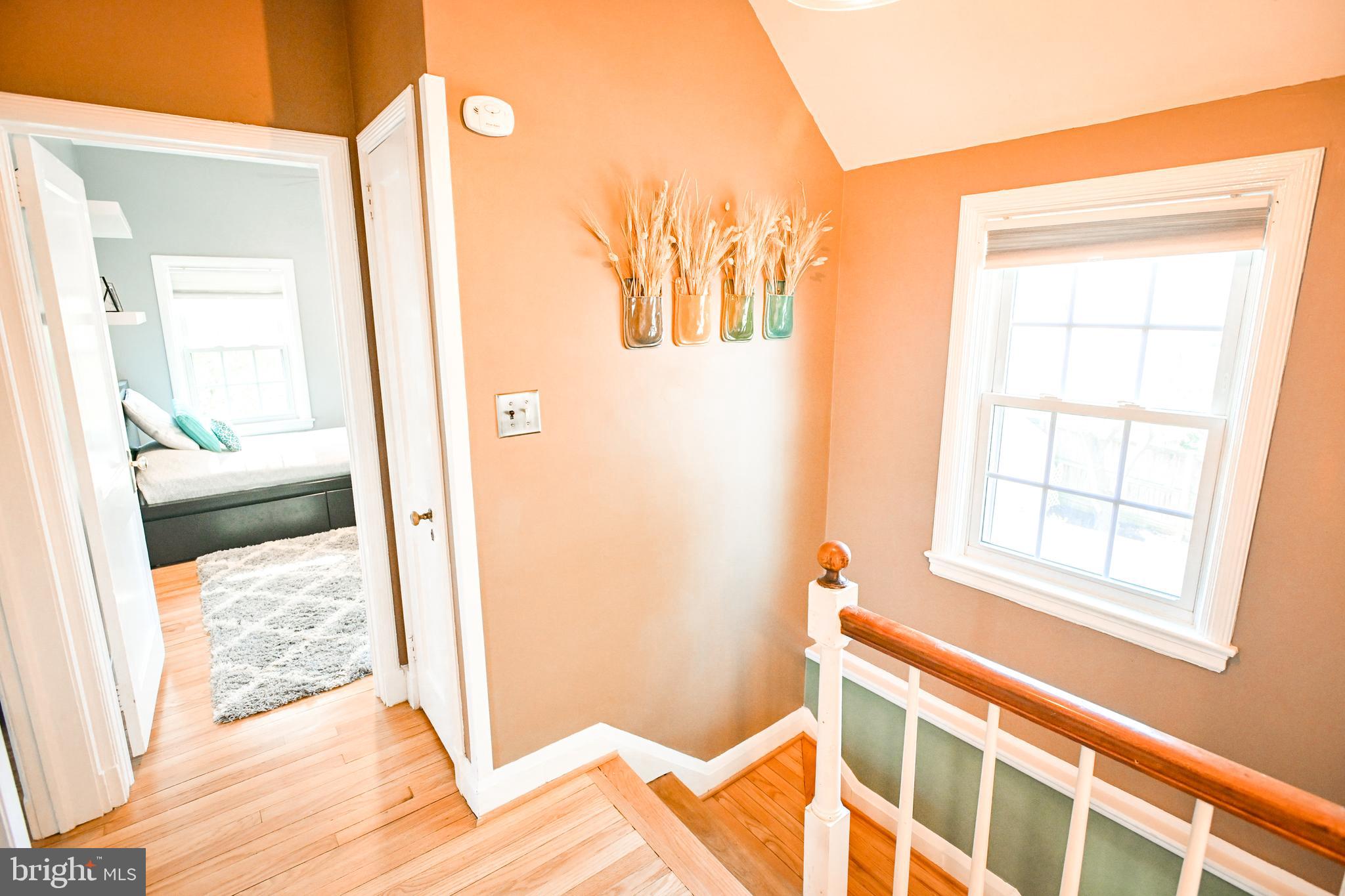 310 Weatherbee Road Towson, MD 21286 - Photo 27 of 55 2nd Floor Hallway