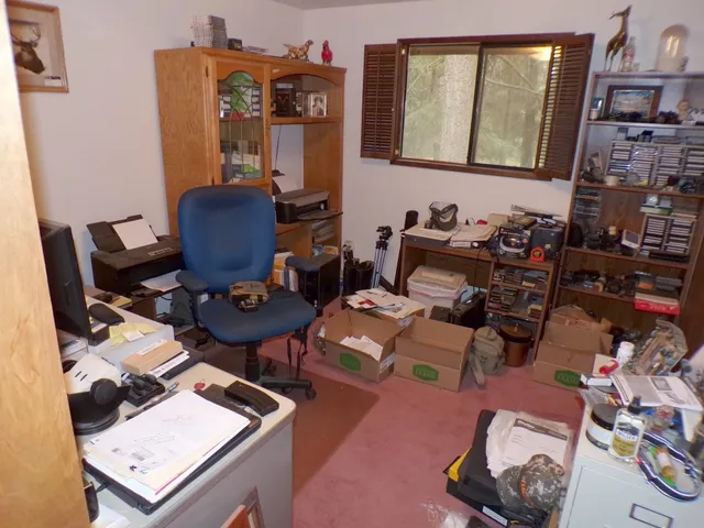 $800,000 | 8521 North Starr Road, Newman Lake, WA 99025