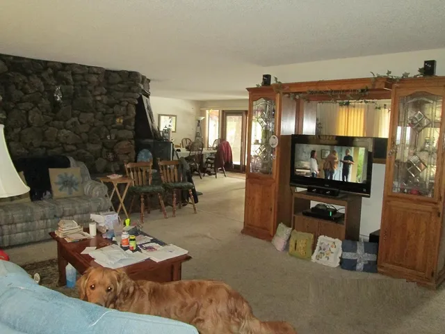 $800,000 | 8521 North Starr Road, Newman Lake, WA 99025