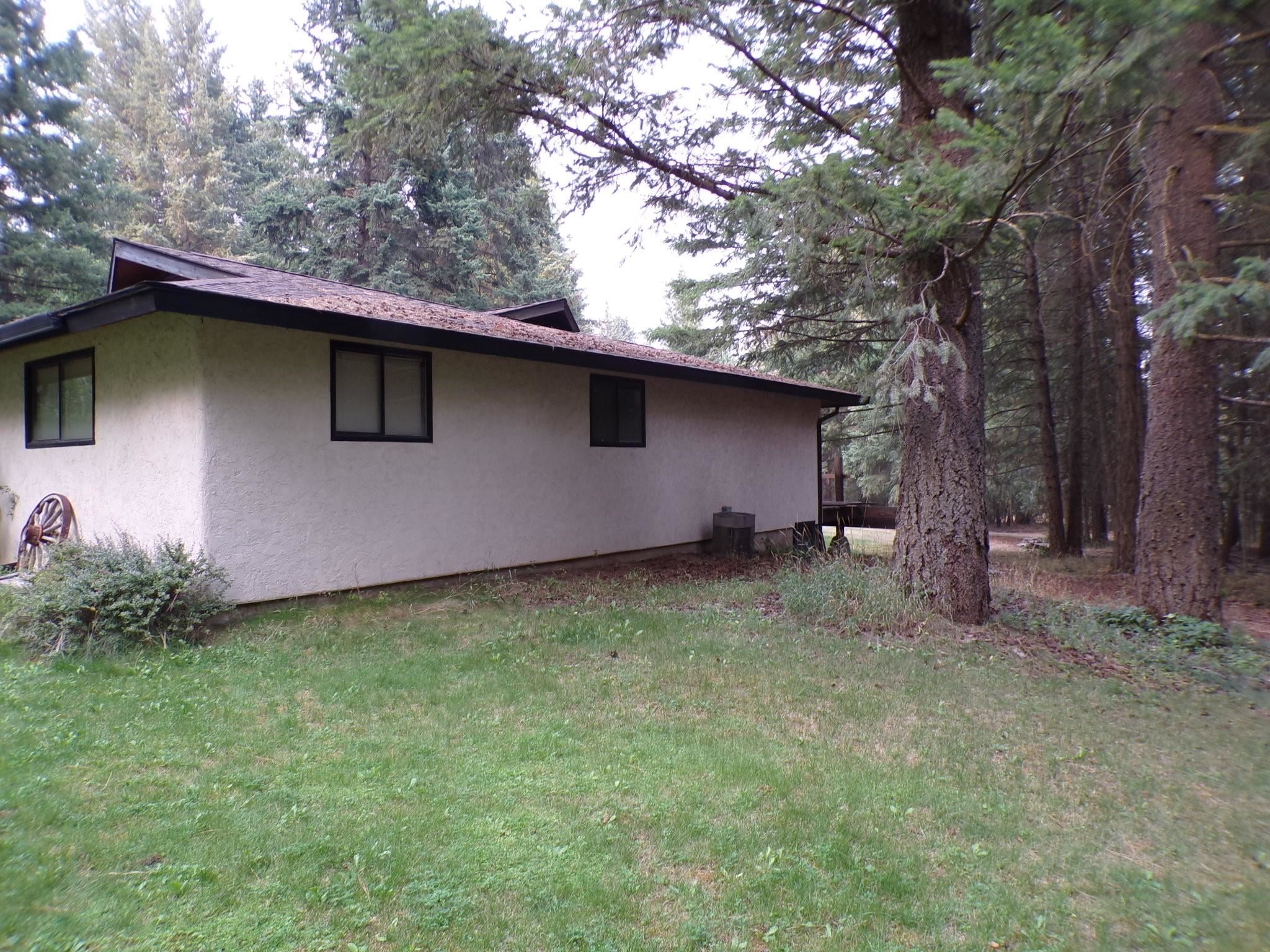 8521 North Starr Road Newman Lake, WA 99025 - Photo 5 of 38