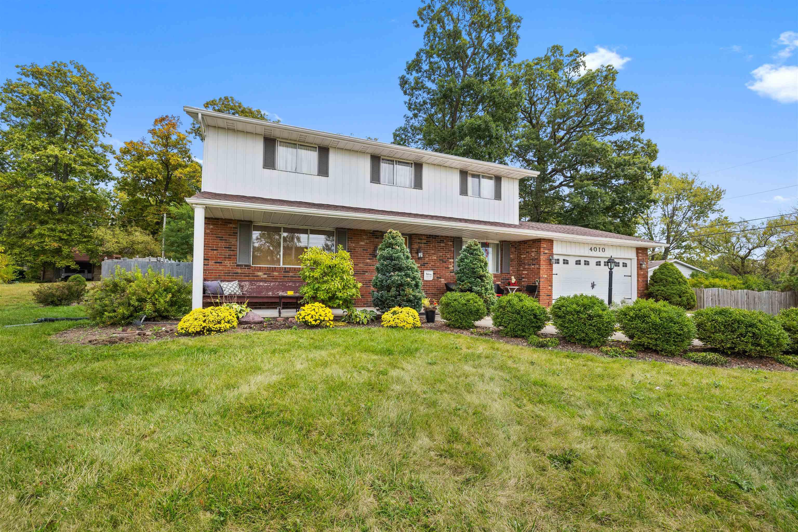 4010 Hobson Road Fort Wayne, IN 46815 - Photo 1 of 36