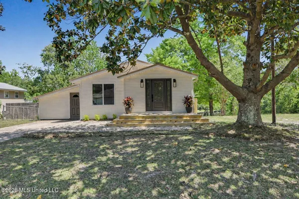 $299,000 | 2512 Bahama Drive, Gautier, MS 39553