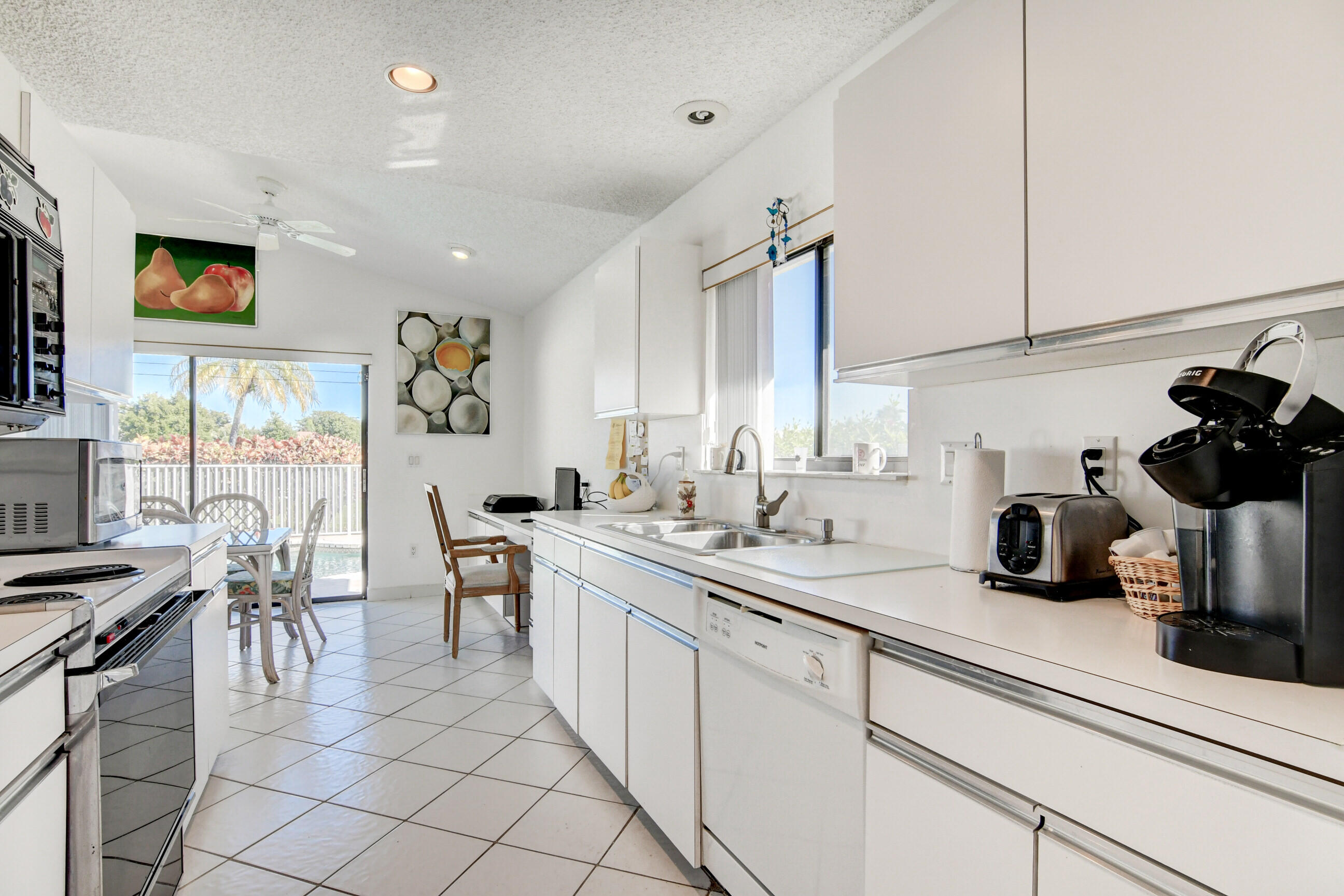 10263 Sunset Bend Drive Boca Raton, FL 33428 - Photo 17 of 97 39_dsc_5332_3_4_5_6