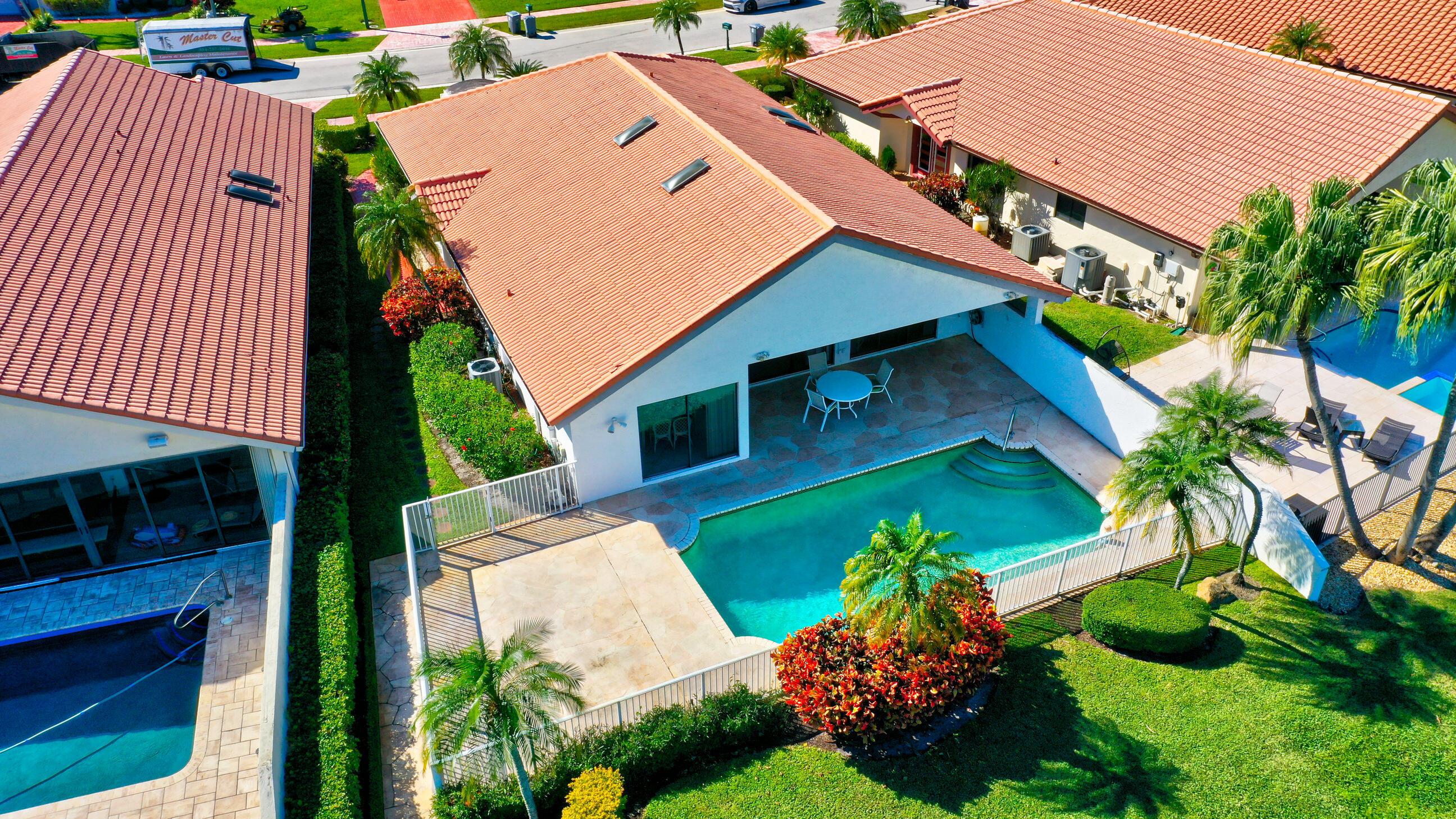 10263 Sunset Bend Drive Boca Raton, FL 33428 - Photo 4 of 97 16_dji_0297_298_299_300_301