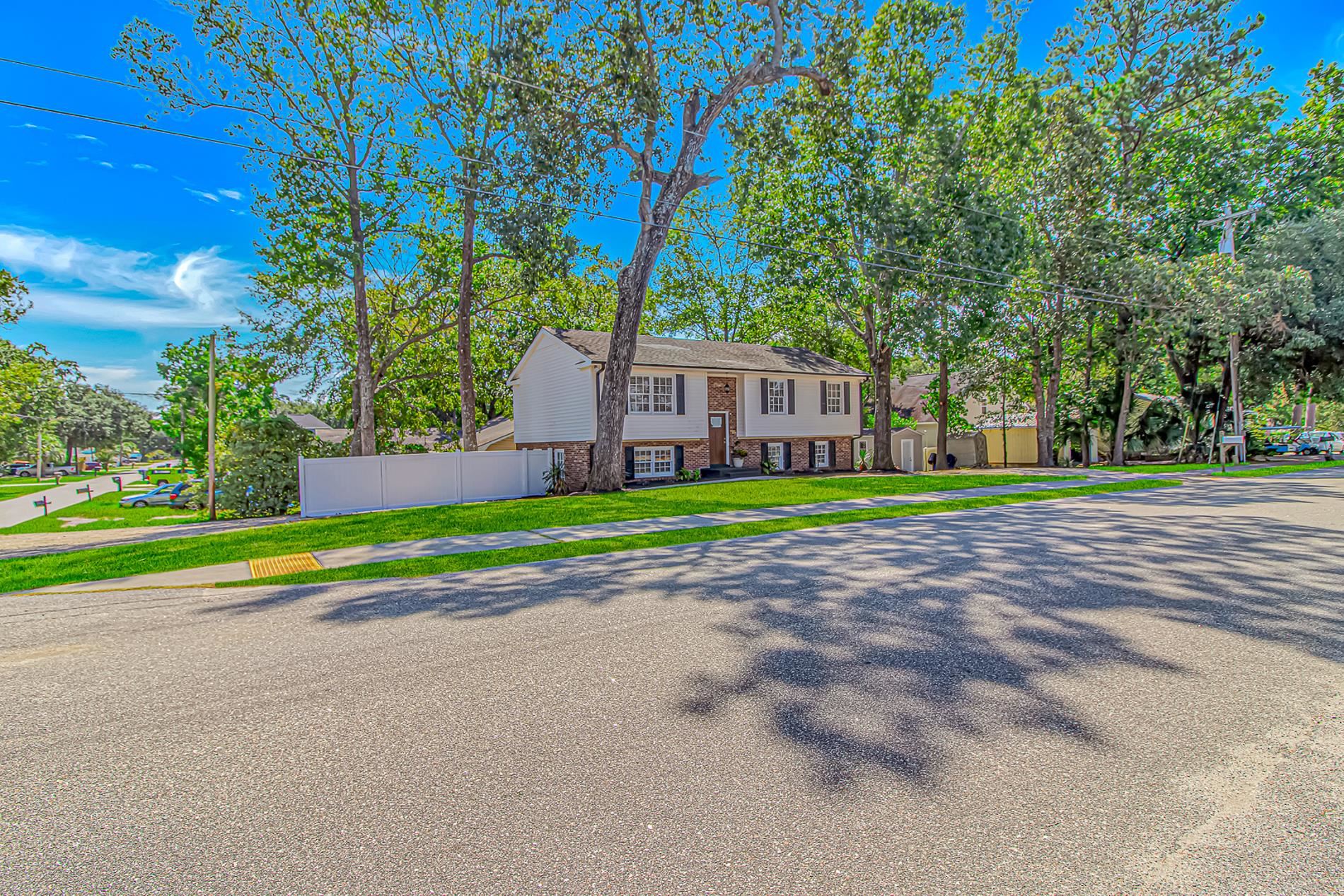 313 North Poplar Drive Myrtle Beach, SC 29575 - Photo 2 of 39