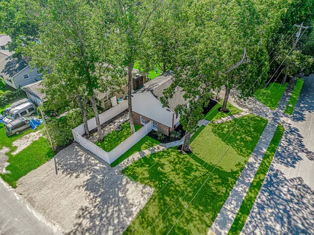 $599,900 | 313 North Poplar Drive, Surfside Beach, SC 29575