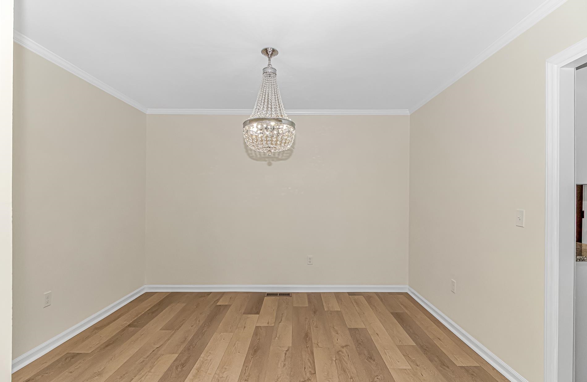 313 North Poplar Drive Myrtle Beach, SC 29575 - Photo 7 of 39