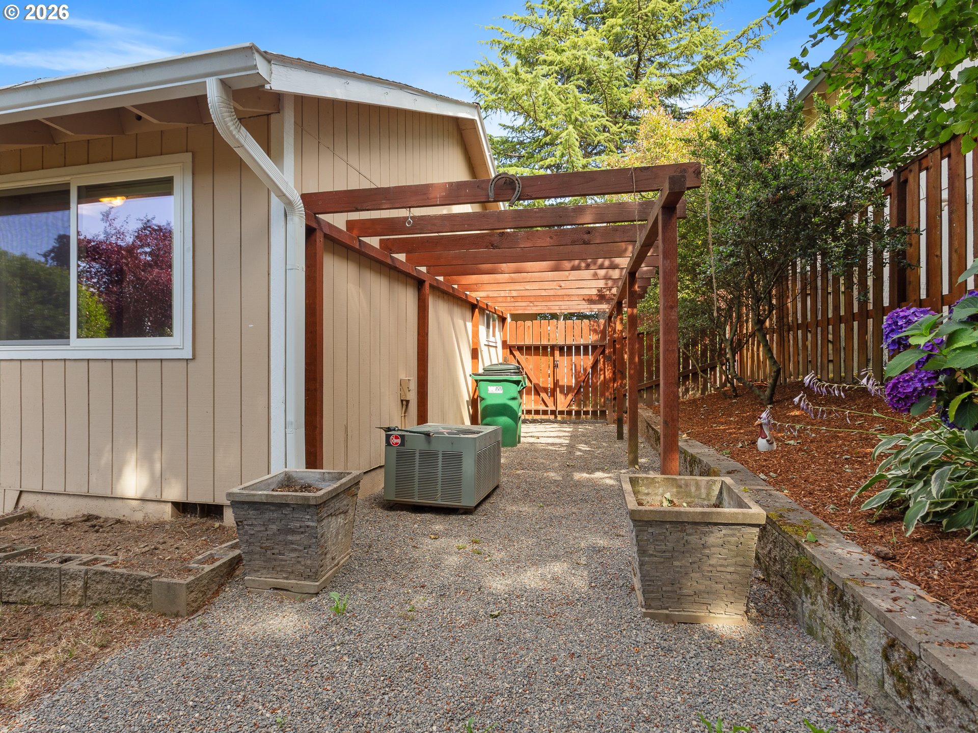 6127 Southwest 161st Place Beaverton, OR 97007 - Photo 42 of 47