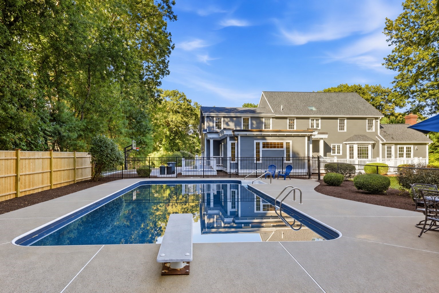 135 Candlestick Road North Andover, MA 01845 - Photo 8 of 38 Gallery Image 8