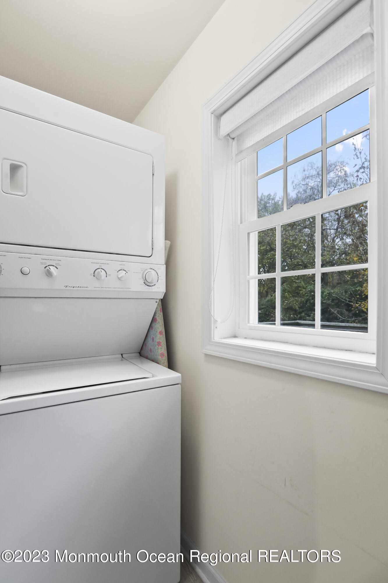 162 Chapel Hill Road Red Bank, NJ 07701 - Photo 19 of 41 5W5A0994