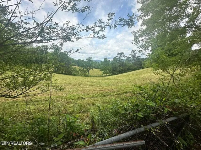 $475,000 | 1123 Pleasant Ridge Road, La Follette, TN 37766