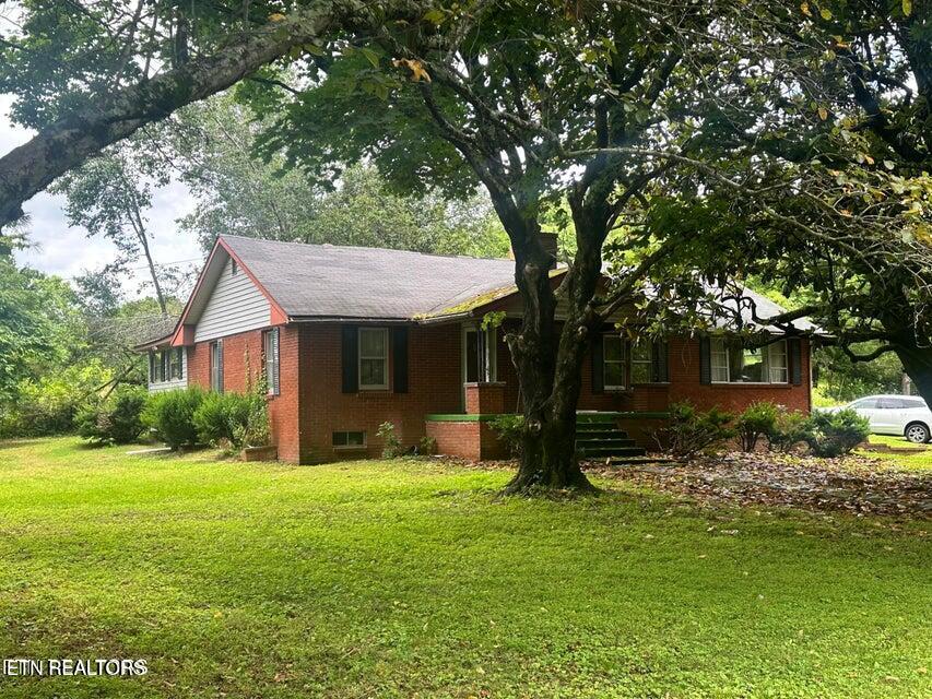 1123 Pleasant Ridge Road La Follette, TN 37766 - Photo 3 of 13 20250623211831455125000000-o