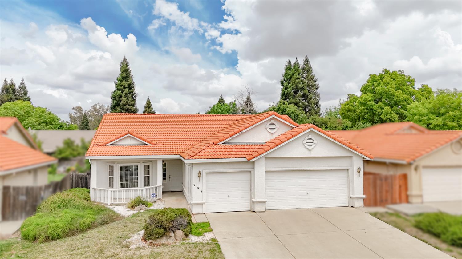 785 Kinglet Court Merced, CA 95340 - Photo 2 of 26