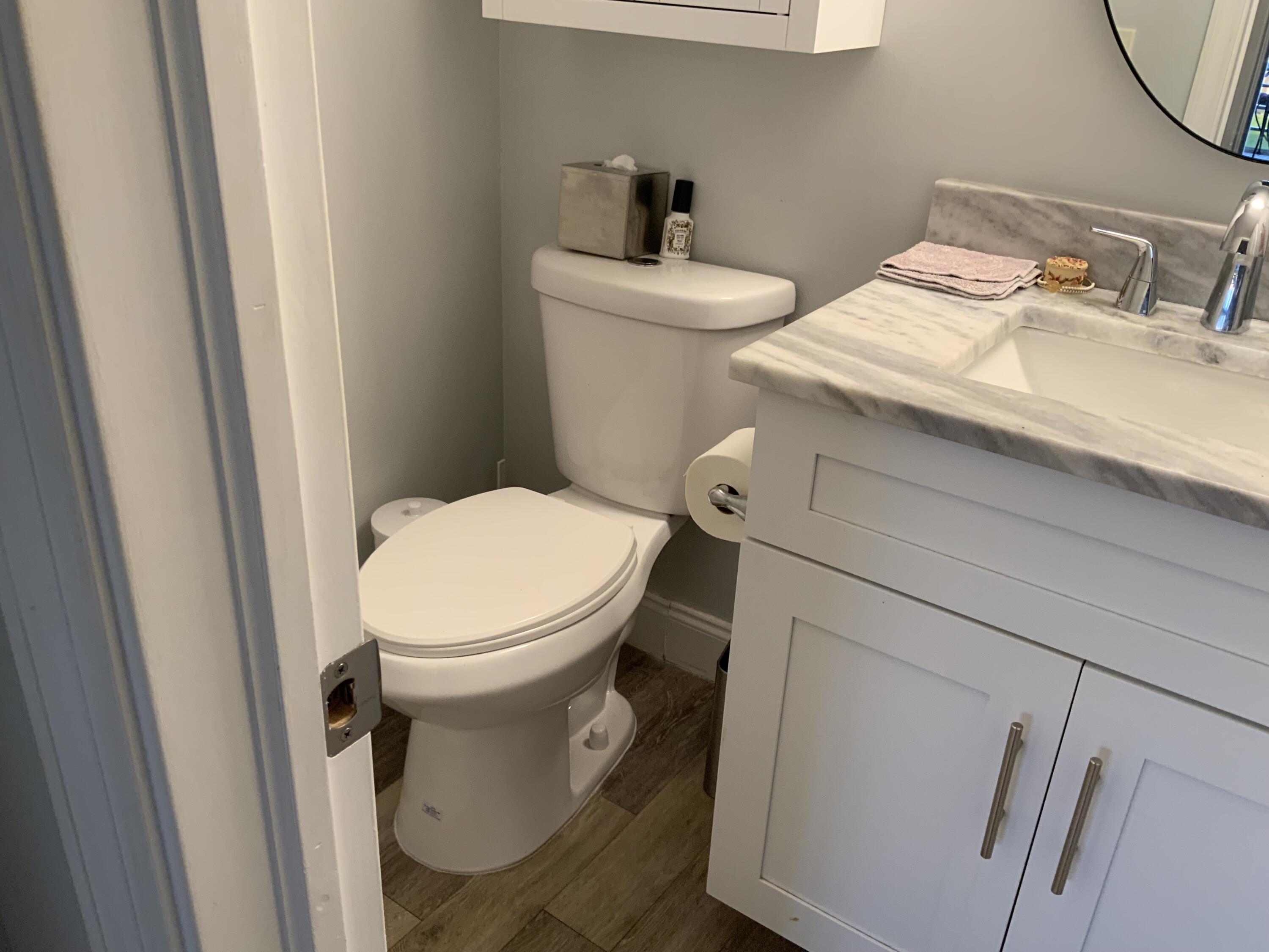 3038 Guilford C Boca Raton, FL 33434 - Photo 17 of 39 IMG_2187