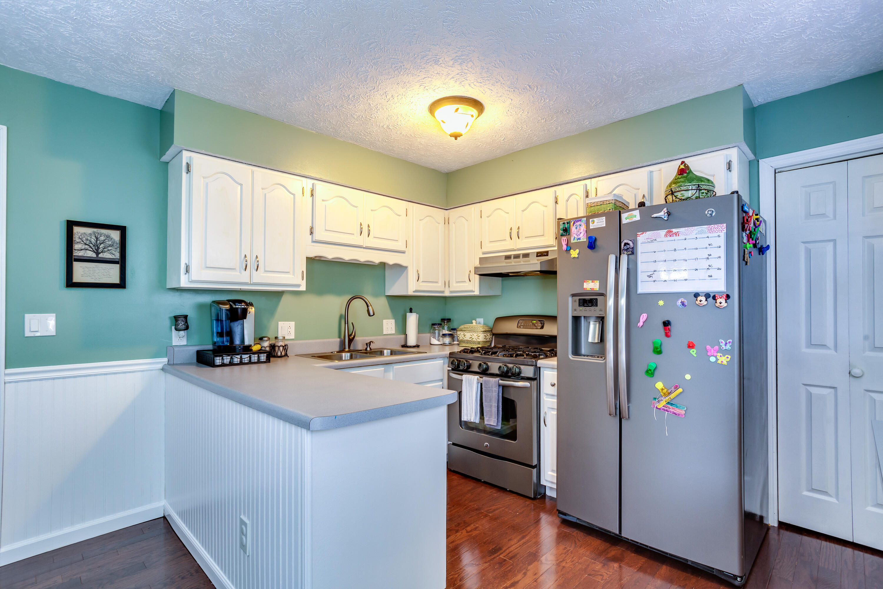 354 Peach Orchard Road Clinton, TN 37716 - Photo 9 of 21 012210610-3-354PeachOrchardRdClintonTN-S