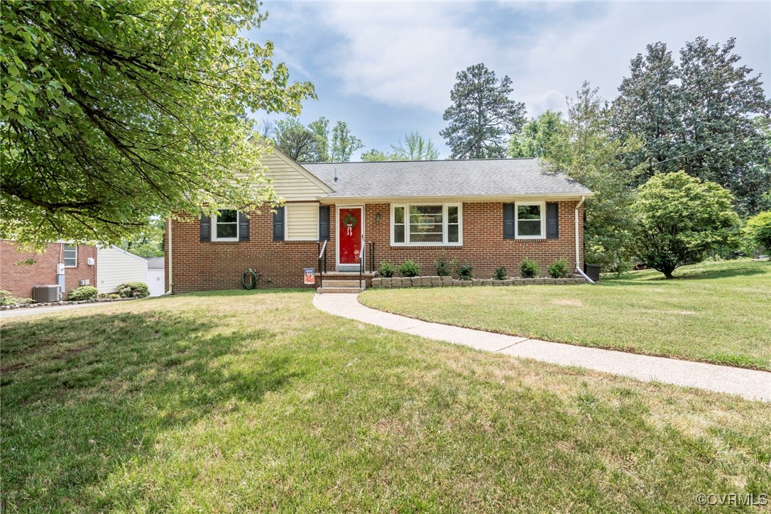 7205 Topsham Road Henrico, VA 23228 - Photo 1 of 27 Gallery Image 1