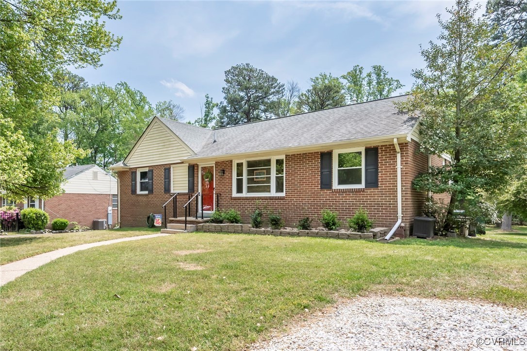 7205 Topsham Road Henrico, VA 23228 - Photo 3 of 27 Gallery Image 3