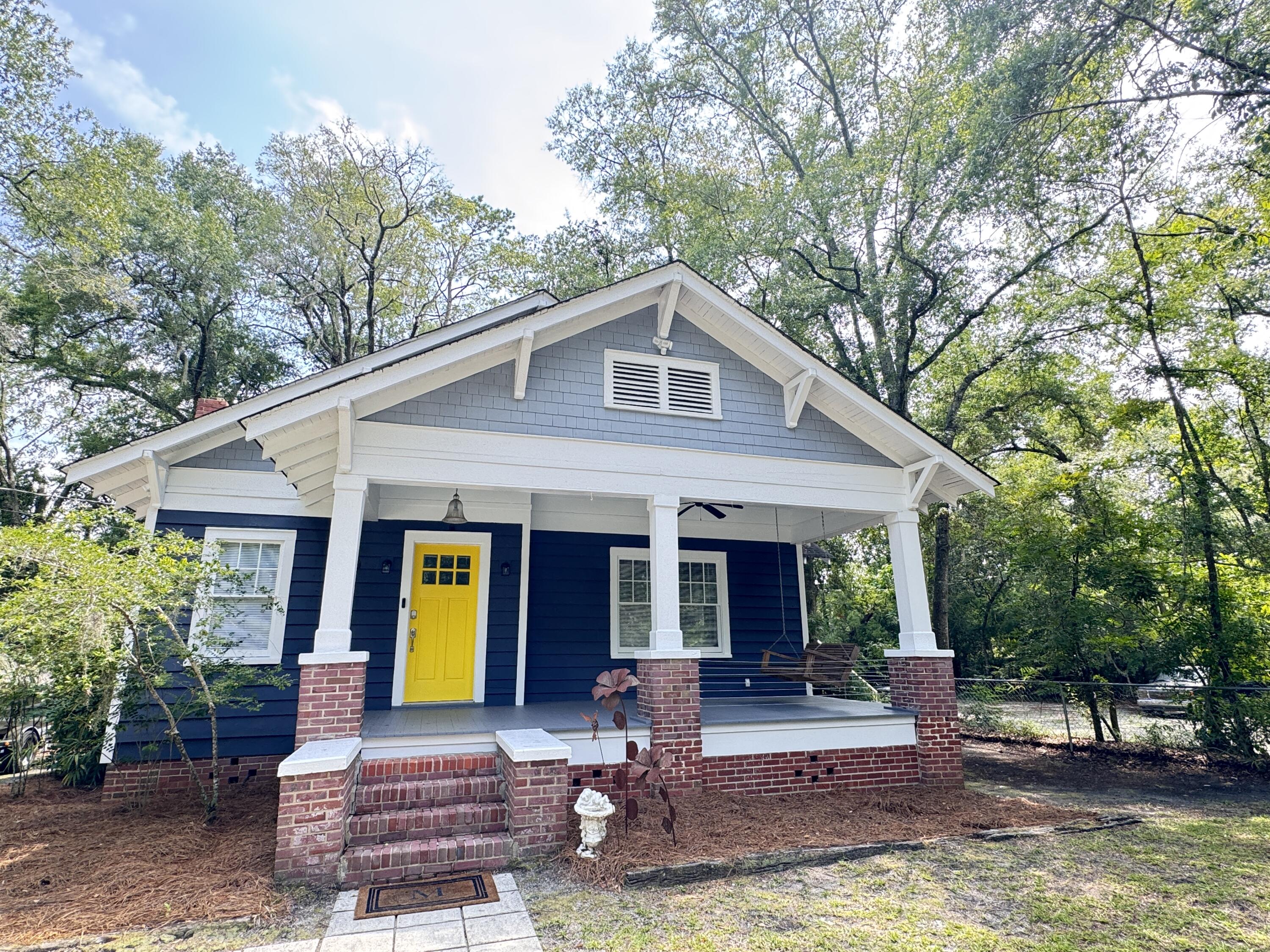 106 Haynes Street Walterboro, SC 29488 - Photo 13 of 195 106 Hayne Street (58)