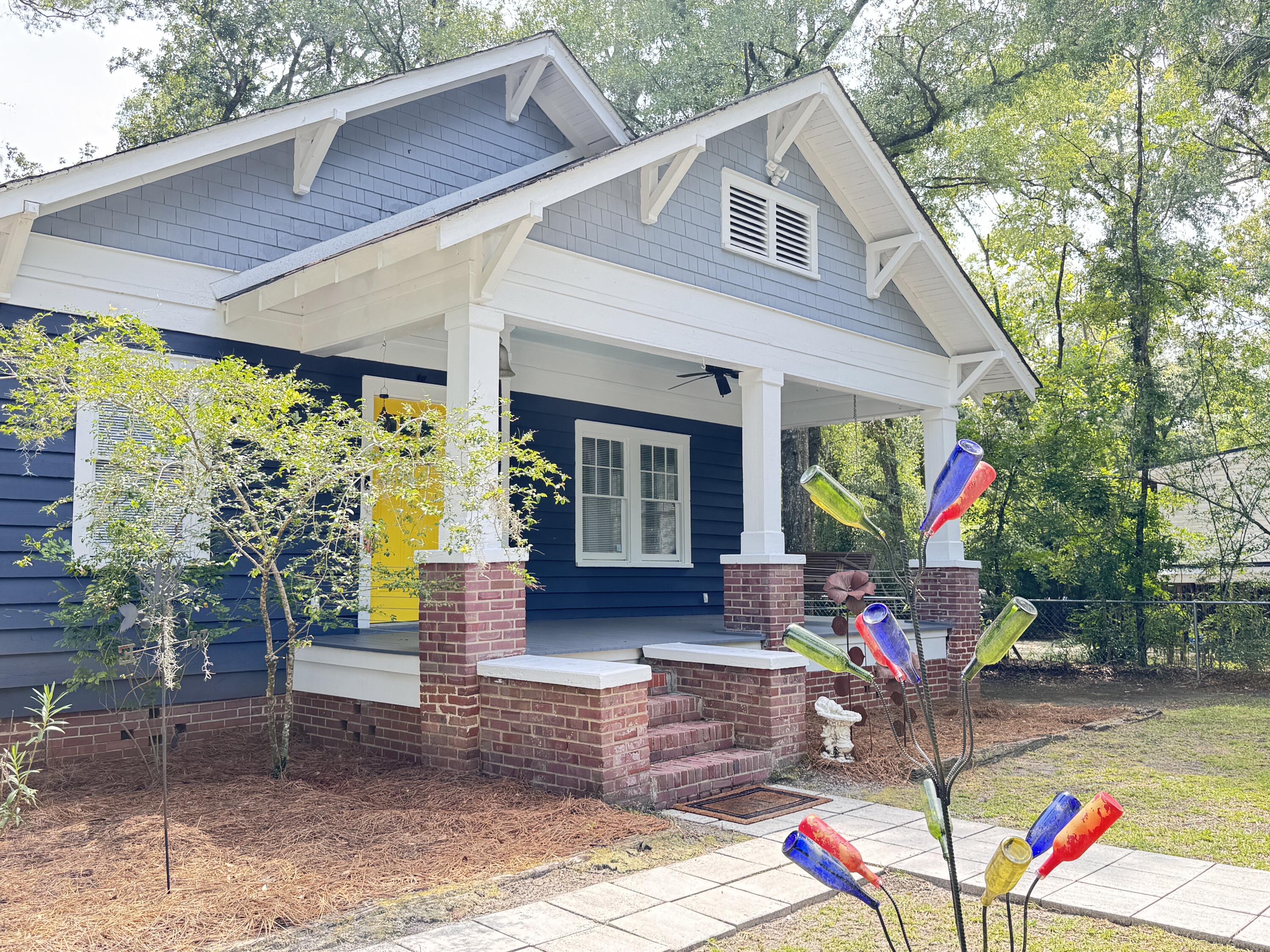 106 Haynes Street Walterboro, SC 29488 - Photo 18 of 195 106 Hayne Street (63)