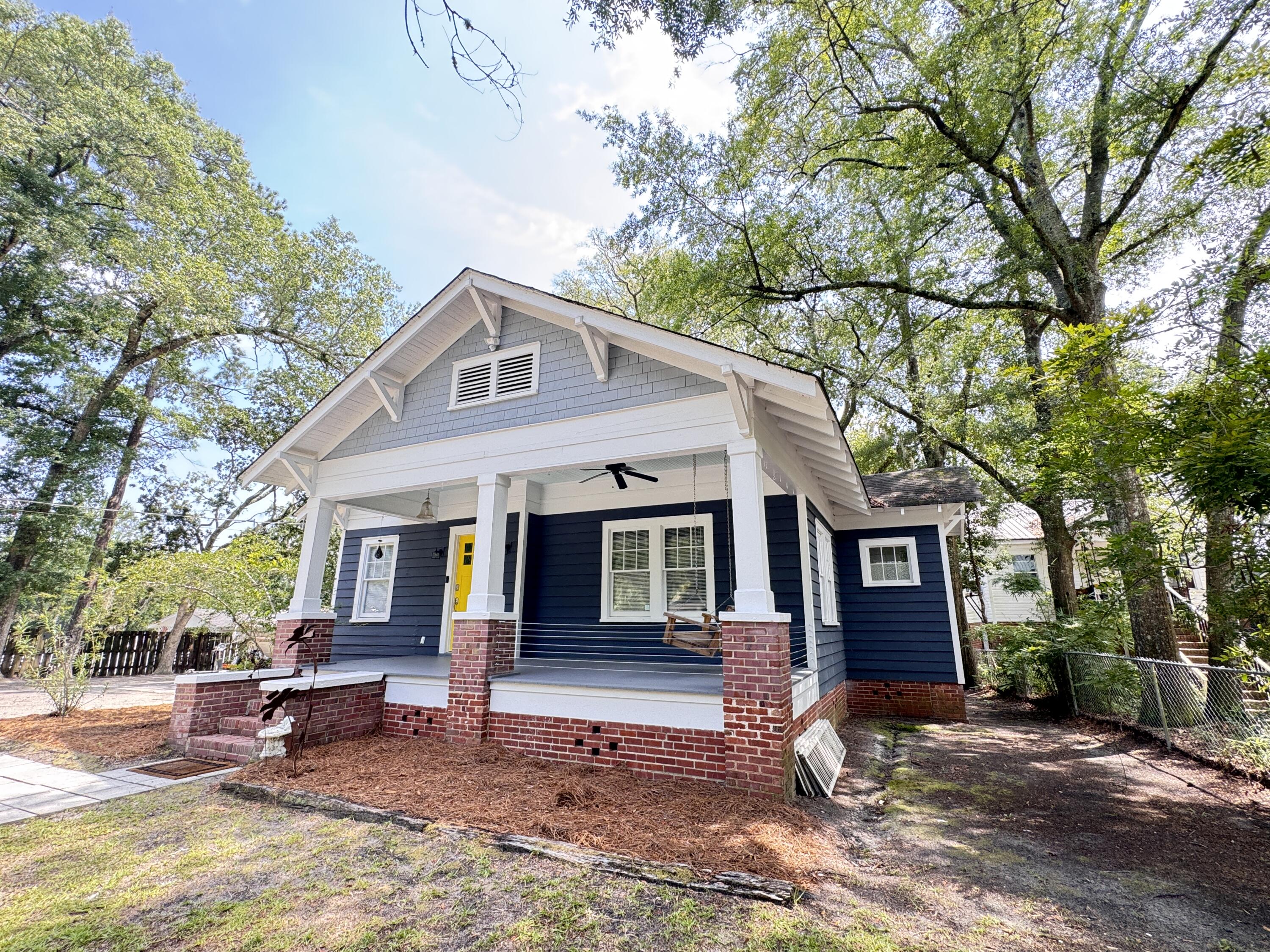 106 Haynes Street Walterboro, SC 29488 - Photo 24 of 195 106 Hayne Street (70)