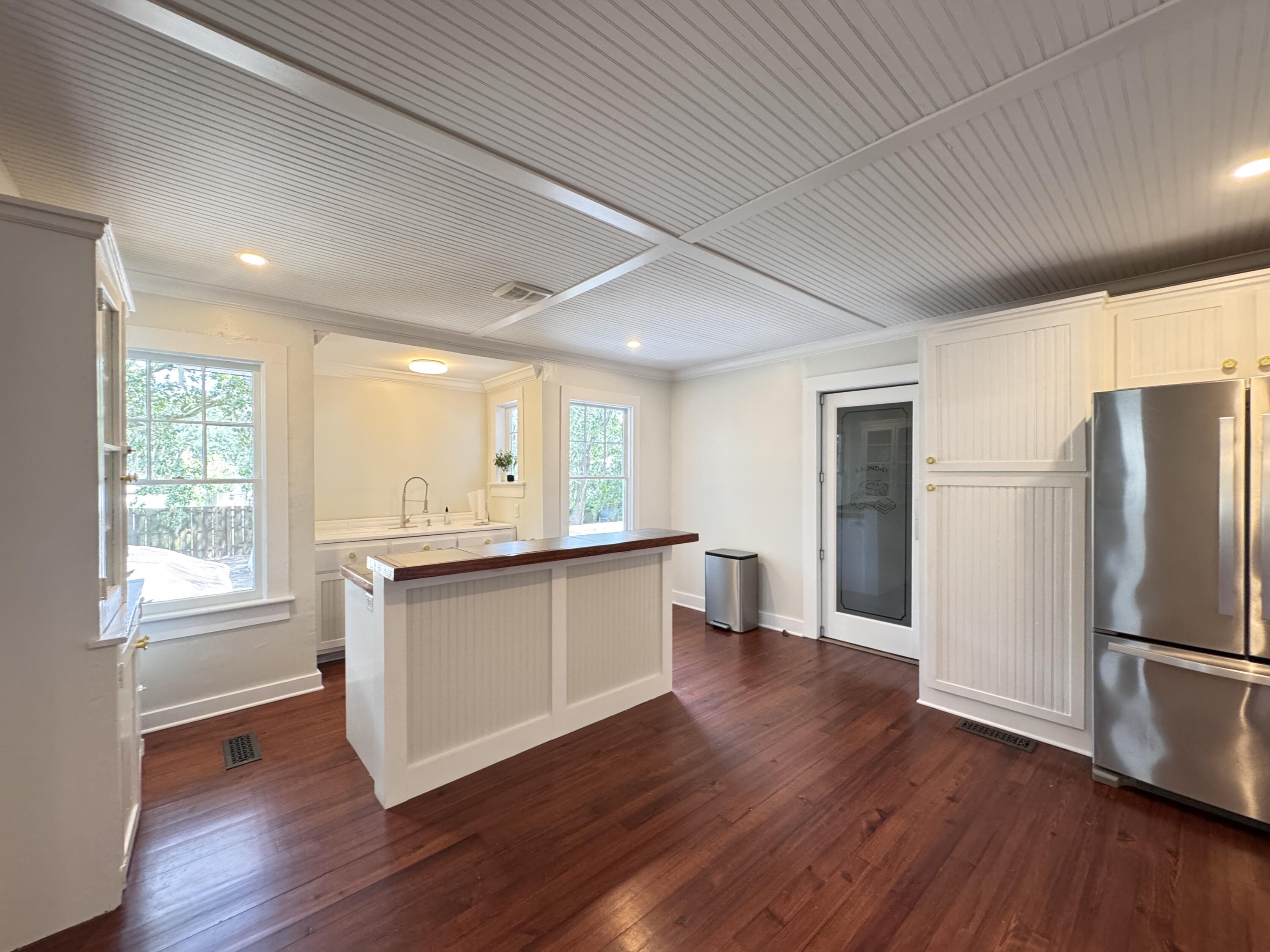 106 Haynes Street Walterboro, SC 29488 - Photo 61 of 195 106 Hayne Street (129)