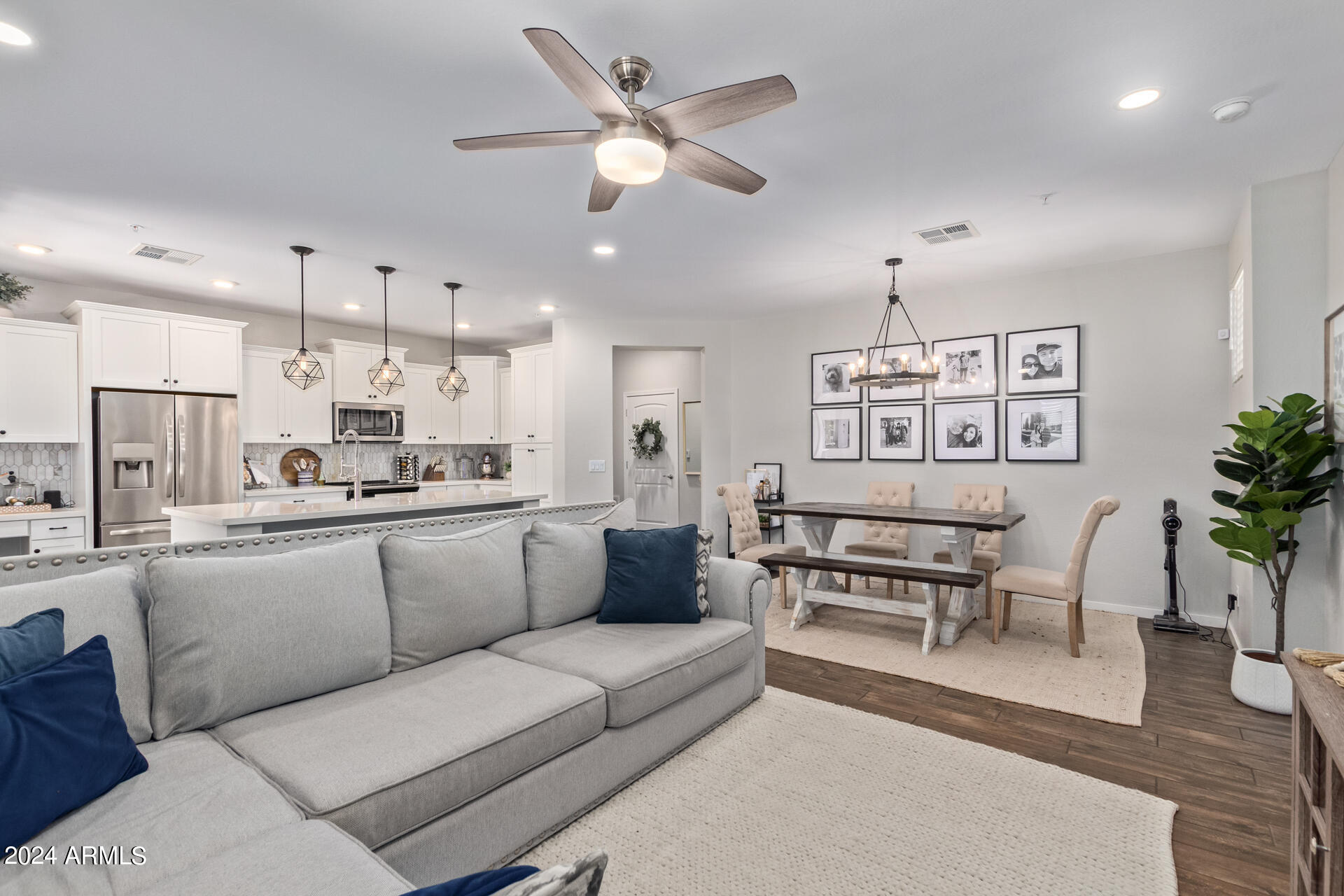 3900 East Baseline Road, Unit 171 Phoenix, AZ 85042 - Photo 25 of 27 Open floor plan