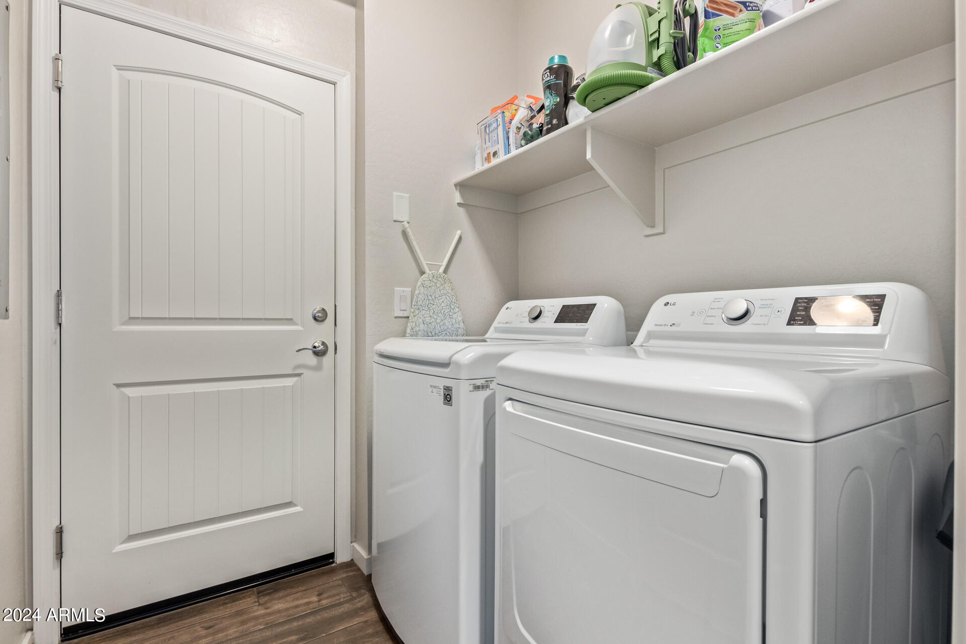 3900 East Baseline Road, Unit 171 Phoenix, AZ 85042 - Photo 17 of 27 Laundry