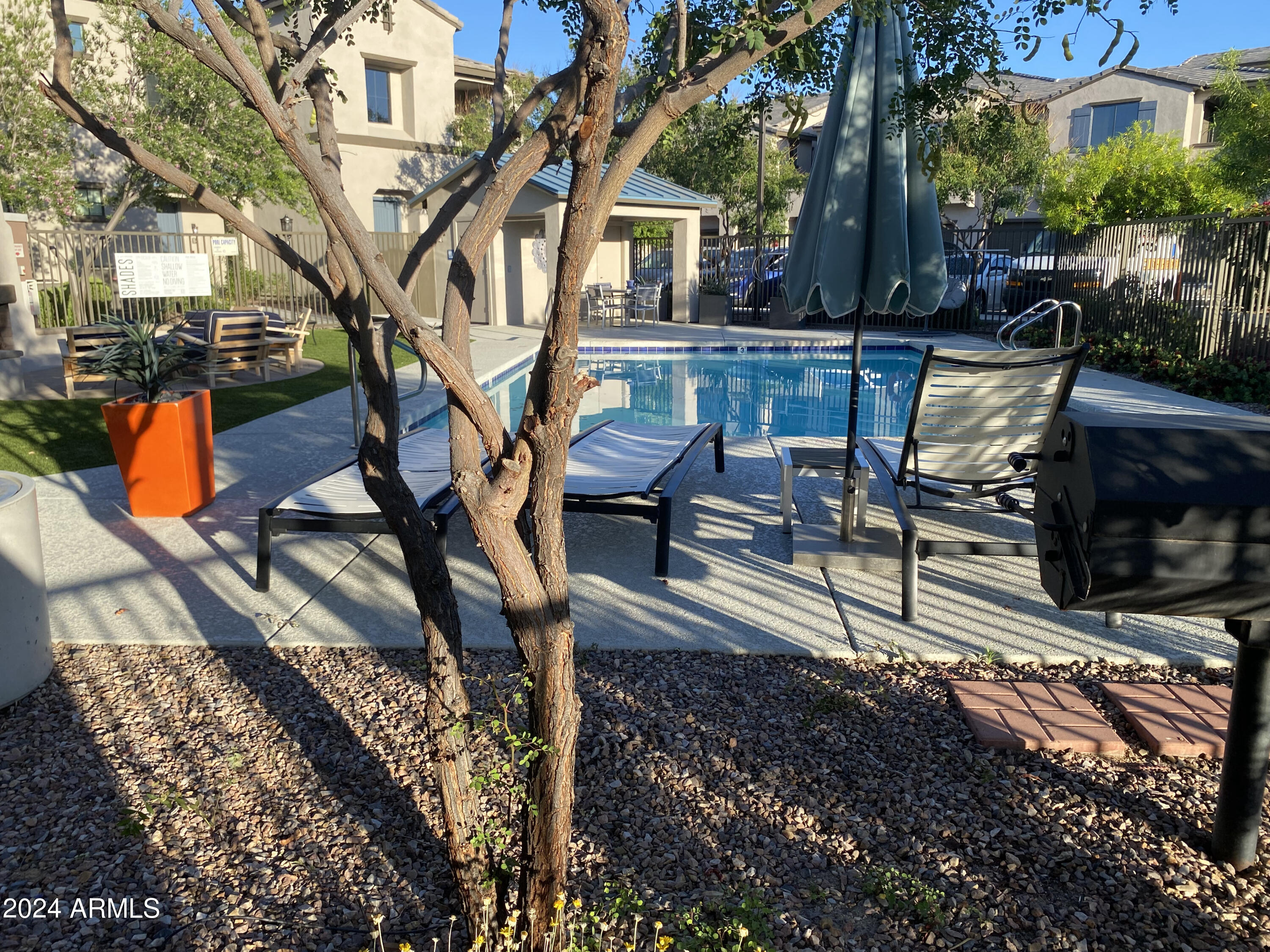 3900 East Baseline Road, Unit 171 Phoenix, AZ 85042 - Photo 23 of 27 Communiy pool