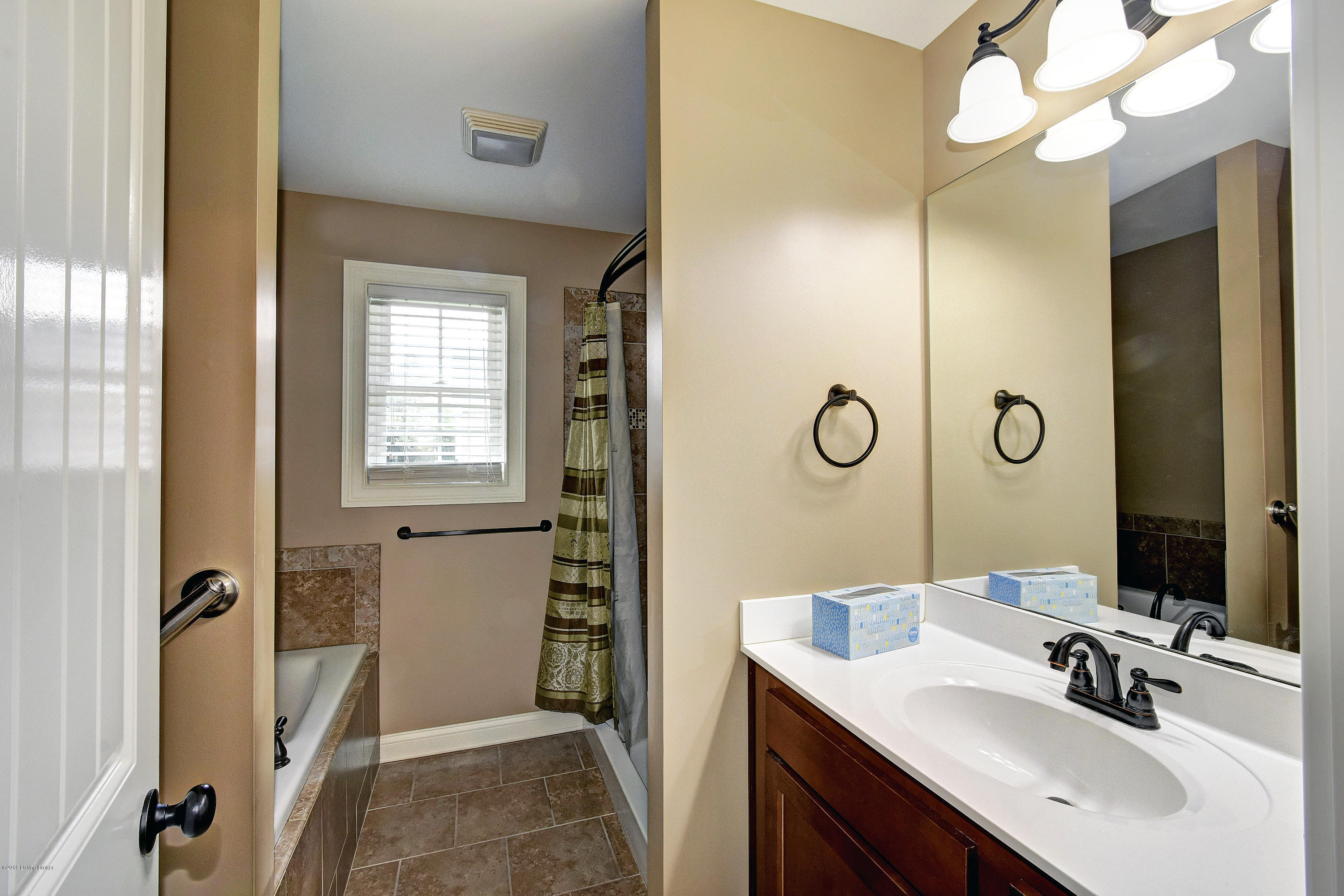 256 Windy Ridge Road Shepherdsville, KY 40165 - Photo 21 of 51 _DSC1397_399_400