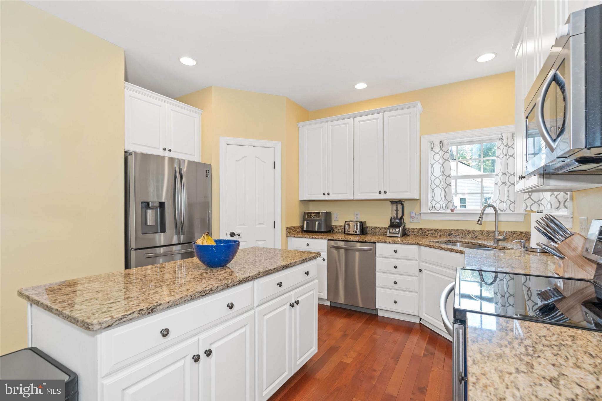 219 Foxglove Loop Bear, DE 19701 - Photo 12 of 41