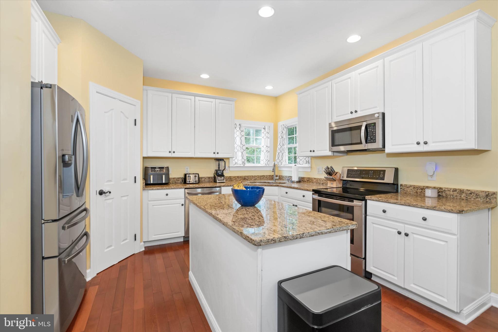 219 Foxglove Loop Bear, DE 19701 - Photo 10 of 41